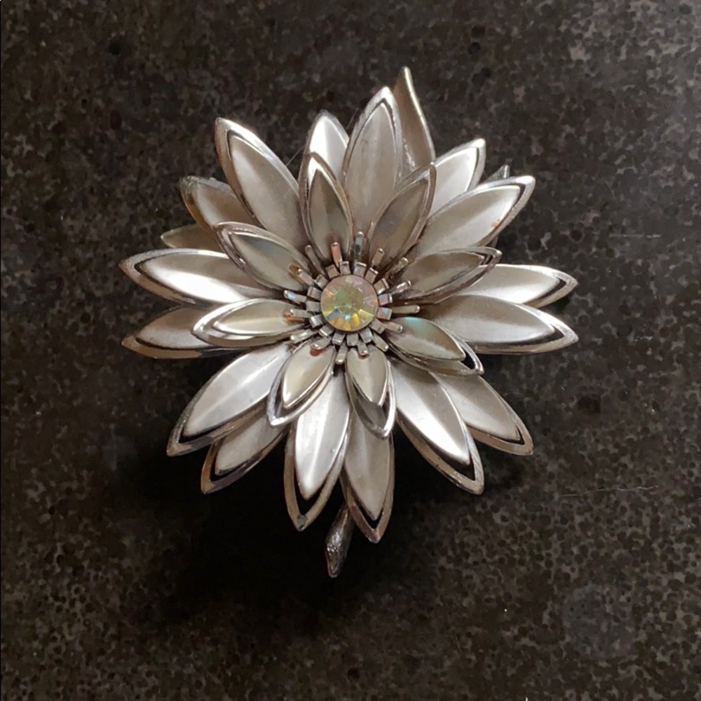Vintage floral pin